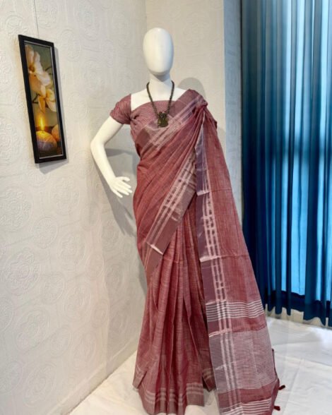 Buy women dresses online in Qatar – Casual and festive wear saree