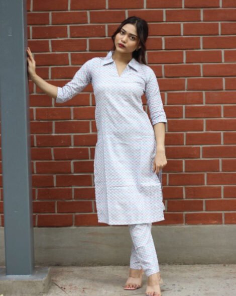 Affordable Kurti online Qatar – Jay Gopal Tex with Side Pockets