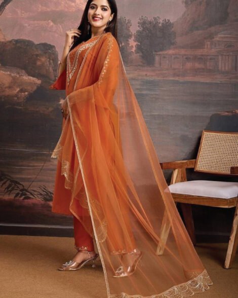 Buy Indian shalwar in Qatar – Premium viscose kurti with embroidery Qatar