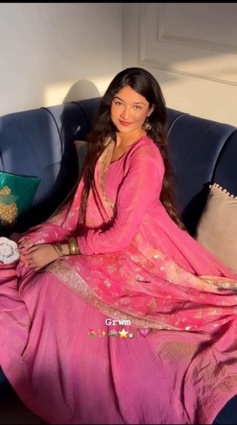 Buy Indian shalwar in Qatar – Premium embroidered dupatta Anarkali outfit Qatar